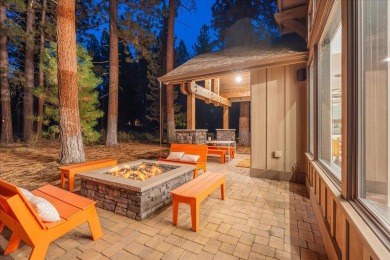 Discover bright modern luxury in Caldera Springs, Sunriver's on Sunriver Caldera Springs Golf Course in Oregon - for sale on GolfHomes.com, golf home, golf lot
