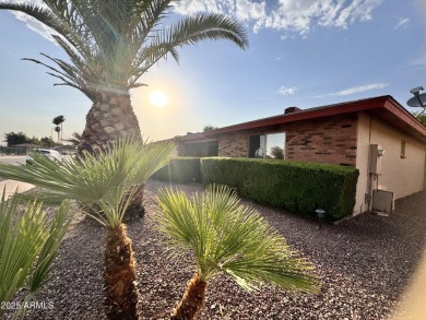 Fantastic opportunity to own in this desirable 55+ community! on Sunland Village East Golf Course in Arizona - for sale on GolfHomes.com, golf home, golf lot