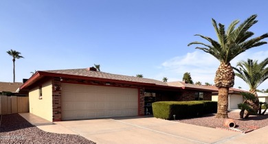 Fantastic opportunity to own in this desirable 55+ community! on Sunland Village East Golf Course in Arizona - for sale on GolfHomes.com, golf home, golf lot