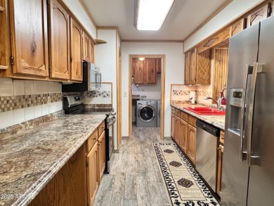 Fantastic opportunity to own in this desirable 55+ community! on Sunland Village East Golf Course in Arizona - for sale on GolfHomes.com, golf home, golf lot