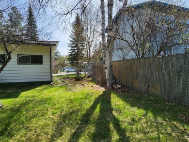 This lovely three-bedroom 2 bath home located in a desirable on Cabinet View Country Club in Montana - for sale on GolfHomes.com, golf home, golf lot