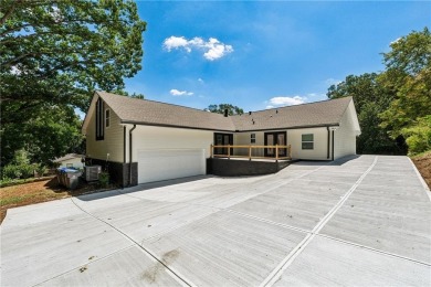 Stunning ranch home in the highly sought after Brookfield on Brookfield Country Club in Georgia - for sale on GolfHomes.com, golf home, golf lot