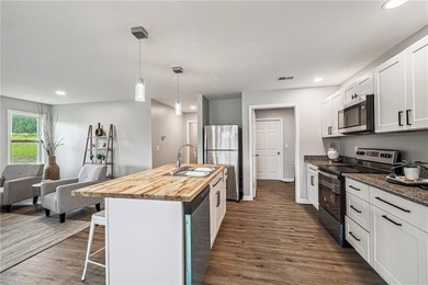 Owner financing available! Move in ready & practically on Royal Meadows Golf Course in Missouri - for sale on GolfHomes.com, golf home, golf lot