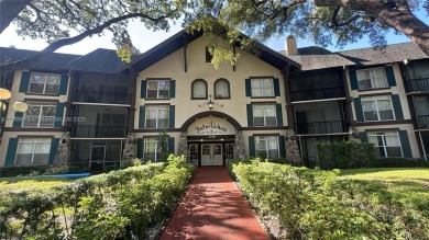 For Sale - Spacious 1 Bed / 1.5 Bath Condo in International on Inverrary Country Club in Florida - for sale on GolfHomes.com, golf home, golf lot