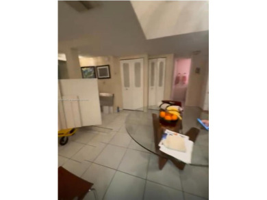 For Sale - Spacious 1 Bed / 1.5 Bath Condo in International on Inverrary Country Club in Florida - for sale on GolfHomes.com, golf home, golf lot