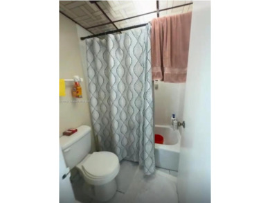 For Sale - Spacious 1 Bed / 1.5 Bath Condo in International on Inverrary Country Club in Florida - for sale on GolfHomes.com, golf home, golf lot