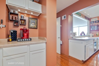 Spacious 2 bed 2 bath condo on the 4th floor with a private on Oak Meadows Golf Club in Illinois - for sale on GolfHomes.com, golf home, golf lot