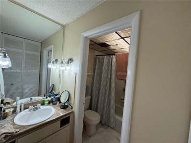 For Sale - Spacious 1 Bed / 1.5 Bath Condo in International on Inverrary Country Club in Florida - for sale on GolfHomes.com, golf home, golf lot