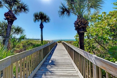END UNIT WITH NOONE LIVING ABOVE YOU OR BELOW YOU!  Lives like a on Capri Isle Golf Club in Florida - for sale on GolfHomes.com, golf home, golf lot