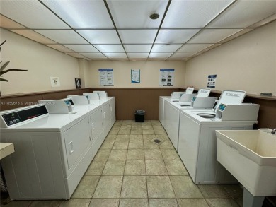 For Sale - Spacious 1 Bed / 1.5 Bath Condo in International on Inverrary Country Club in Florida - for sale on GolfHomes.com, golf home, golf lot