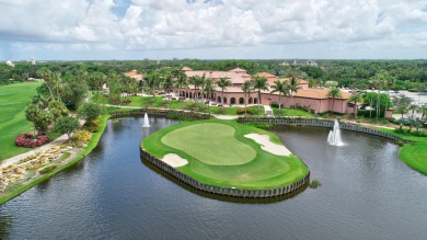 Modernly updated, move-in ready 2BR/2.5BA single-story corner on Broken Sound Golf and Club  in Florida - for sale on GolfHomes.com, golf home, golf lot