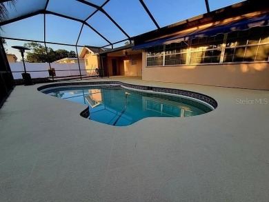 Under contract-accepting backup offers. Charming 1957 home in on Babe Zaharias Golf Course in Florida - for sale on GolfHomes.com, golf home, golf lot