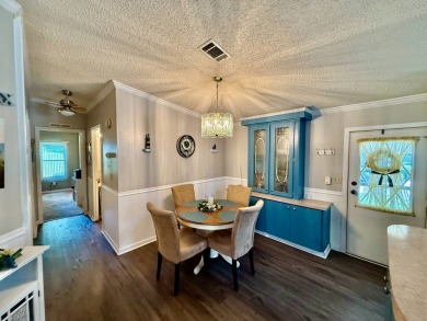 Home is located in Water Oak Country Club Estates in Lady Lake on Water Oak Country Club Estates in Florida - for sale on GolfHomes.com, golf home, golf lot