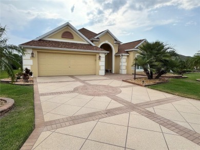 Welcome to a Spacious, Elegant, and Ideally Located 3/2 Lantana on Pennbrooke Fairways in Florida - for sale on GolfHomes.com, golf home, golf lot