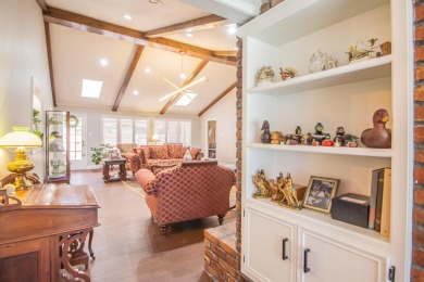 Your new home in the original Lakeridge Country Club community on LakeRidge Country Club in Texas - for sale on GolfHomes.com, golf home, golf lot