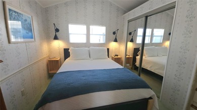 CHEERFUL HOME IN ACTIVE 55+ COMMUNITY! This one bed, 1 1/2 bath on River Run Golf Links in Florida - for sale on GolfHomes.com, golf home, golf lot