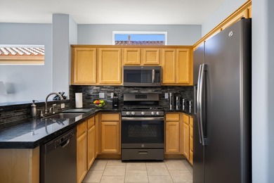 Sun City Palm Desert - Lanai. Welcome to carefree, active adult on Mountain Vista Golf Course At Sun City Palm Desert in California - for sale on GolfHomes.com, golf home, golf lot