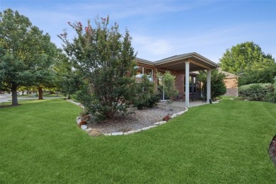 Charming home on a corner lot in the highly desirable Frisco on Frisco Lakes Golf Course in Texas - for sale on GolfHomes.com, golf home, golf lot