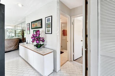 Welcome to this light & bright convertible 3 bedroom, 2 bathroom on Hunters Run Golf and Country Club in Florida - for sale on GolfHomes.com, golf home, golf lot