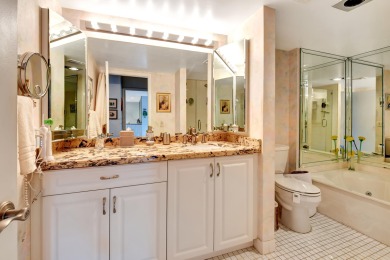 Welcome to this light & bright convertible 3 bedroom, 2 bathroom on Hunters Run Golf and Country Club in Florida - for sale on GolfHomes.com, golf home, golf lot