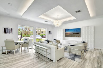 Welcome to this light & bright convertible 3 bedroom, 2 bathroom on Hunters Run Golf and Country Club in Florida - for sale on GolfHomes.com, golf home, golf lot