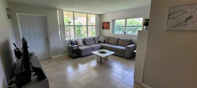 Well maintained condo 1 bedroom, 1 bath. First floor and corner on Sunrise Lakes Phase III in Florida - for sale on GolfHomes.com, golf home, golf lot