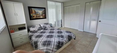 Well maintained condo 1 bedroom, 1 bath. First floor and corner on Sunrise Lakes Phase III in Florida - for sale on GolfHomes.com, golf home, golf lot