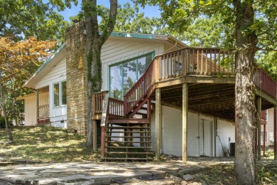 Calling all Chip & Joanna wannabes & weekend warriors!Tucked in on Kimberling City Golf Club in Missouri - for sale on GolfHomes.com, golf home, golf lot