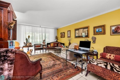 Ground floor unit walk out to the pool! 1100+ square foot 2bd on Palm-Aire Country Club and Resort - Palms in Florida - for sale on GolfHomes.com, golf home, golf lot