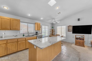 Are you looking for a cozy 2 bedroom home tucked away on a golf on Las Colinas Golf Club in Arizona - for sale on GolfHomes.com, golf home, golf lot