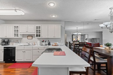 Attention buyers!  Come check out this awesome condo in Pointe on Pointe Royale Village Country Club in Missouri - for sale on GolfHomes.com, golf home, golf lot