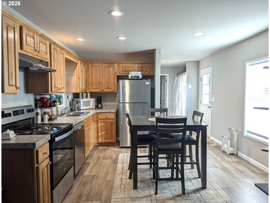 Enjoy life above the valley fog -- brand new 2 bed/1 bath on Circle Bar Golf Club in Oregon - for sale on GolfHomes.com, golf home, golf lot