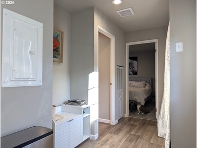 Enjoy life above the valley fog -- brand new 2 bed/1 bath on Circle Bar Golf Club in Oregon - for sale on GolfHomes.com, golf home, golf lot