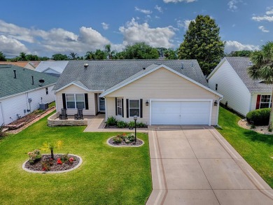 BOND PAID!  PRICE INCLUDES TURN-KEY OPTION! ROOF-2018! on The Links of Spruce Creek in Florida - for sale on GolfHomes.com, golf home, golf lot