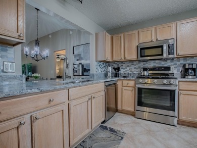 BOND PAID!  PRICE INCLUDES TURN-KEY OPTION! ROOF-2018! on The Links of Spruce Creek in Florida - for sale on GolfHomes.com, golf home, golf lot