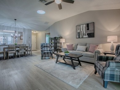 BOND PAID!  PRICE INCLUDES TURN-KEY OPTION! ROOF-2018! on The Links of Spruce Creek in Florida - for sale on GolfHomes.com, golf home, golf lot