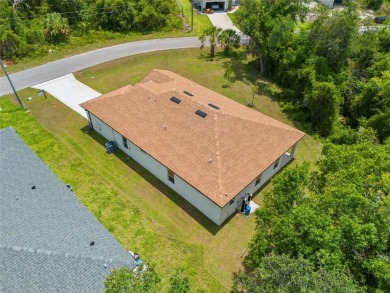 NEW CONSTRUCTION! BUILDER INCENTIVE AVAILABLE! FURNISHED MODEL on Bobcat Trail Golf Club in Florida - for sale on GolfHomes.com, golf home, golf lot