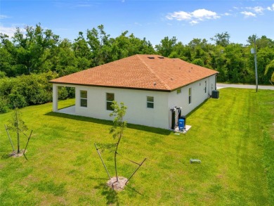 NEW CONSTRUCTION! BUILDER INCENTIVE AVAILABLE! FURNISHED MODEL on Bobcat Trail Golf Club in Florida - for sale on GolfHomes.com, golf home, golf lot