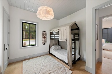 EAST WINDS. Set in the middle of lush, level lawns, 76 East on Waccabuc Country Club in New York - for sale on GolfHomes.com, golf home, golf lot