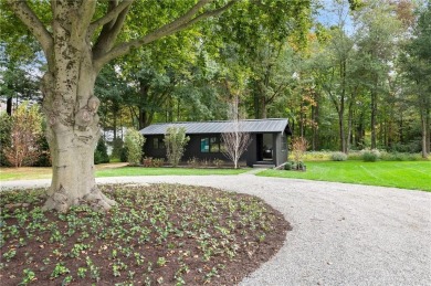 EAST WINDS. Set in the middle of lush, level lawns, 76 East on Waccabuc Country Club in New York - for sale on GolfHomes.com, golf home, golf lot