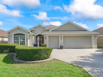 BOND PAID! NEW ROOF, NEW HVAC,  NEW WATER HEATER TO BE INSTALLED on The Links of Spruce Creek in Florida - for sale on GolfHomes.com, golf home, golf lot
