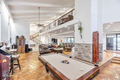 Stunning home on Fairway Oaks Country Club ACC South Course! on Abilene Country Club - South Course in Texas - for sale on GolfHomes.com, golf home, golf lot