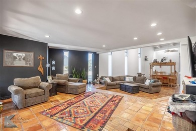 Stunning home on Fairway Oaks Country Club ACC South Course! on Abilene Country Club - South Course in Texas - for sale on GolfHomes.com, golf home, golf lot