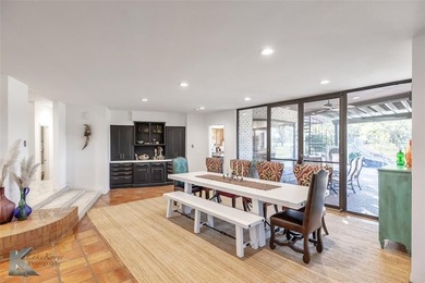 Stunning home on Fairway Oaks Country Club ACC South Course! on Abilene Country Club - South Course in Texas - for sale on GolfHomes.com, golf home, golf lot