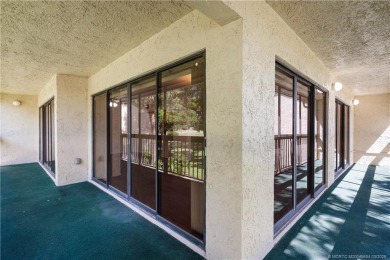 Welcome to penthouse-style living in Meadowood Golf  Tennis on Meadowood Golf and Tennis Club in Florida - for sale on GolfHomes.com, golf home, golf lot