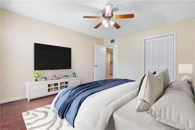 Welcome to penthouse-style living in Meadowood Golf  Tennis on Meadowood Golf and Tennis Club in Florida - for sale on GolfHomes.com, golf home, golf lot