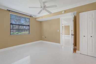 Beautiful 2BR/2BA home in WhiteHall at Camino Real, Boca Raton on The Country Club At Boca Raton in Florida - for sale on GolfHomes.com, golf home, golf lot