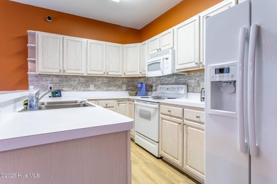 FABULOUS OPPORTUNITY FOR SOUGHT AFTER 2BR/2BA CONDO ON THE GOLF on Sound Golf Links at Albemarle Plantation in North Carolina - for sale on GolfHomes.com, golf home, golf lot