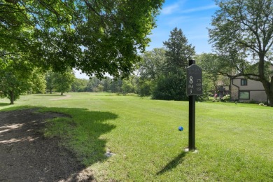 3-bed/3.5-bath townhome located in northwest Bartlett. Spacious on Villa Olivia Country Club in Illinois - for sale on GolfHomes.com, golf home, golf lot