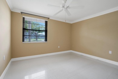 Beautiful 2BR/2BA home in WhiteHall at Camino Real, Boca Raton on The Country Club At Boca Raton in Florida - for sale on GolfHomes.com, golf home, golf lot
